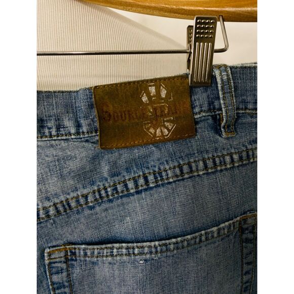 Source Jean's Men's Denim Shorts Blue Retro Loose mixed wash Size 36 X 14 - Picture 7 of 11